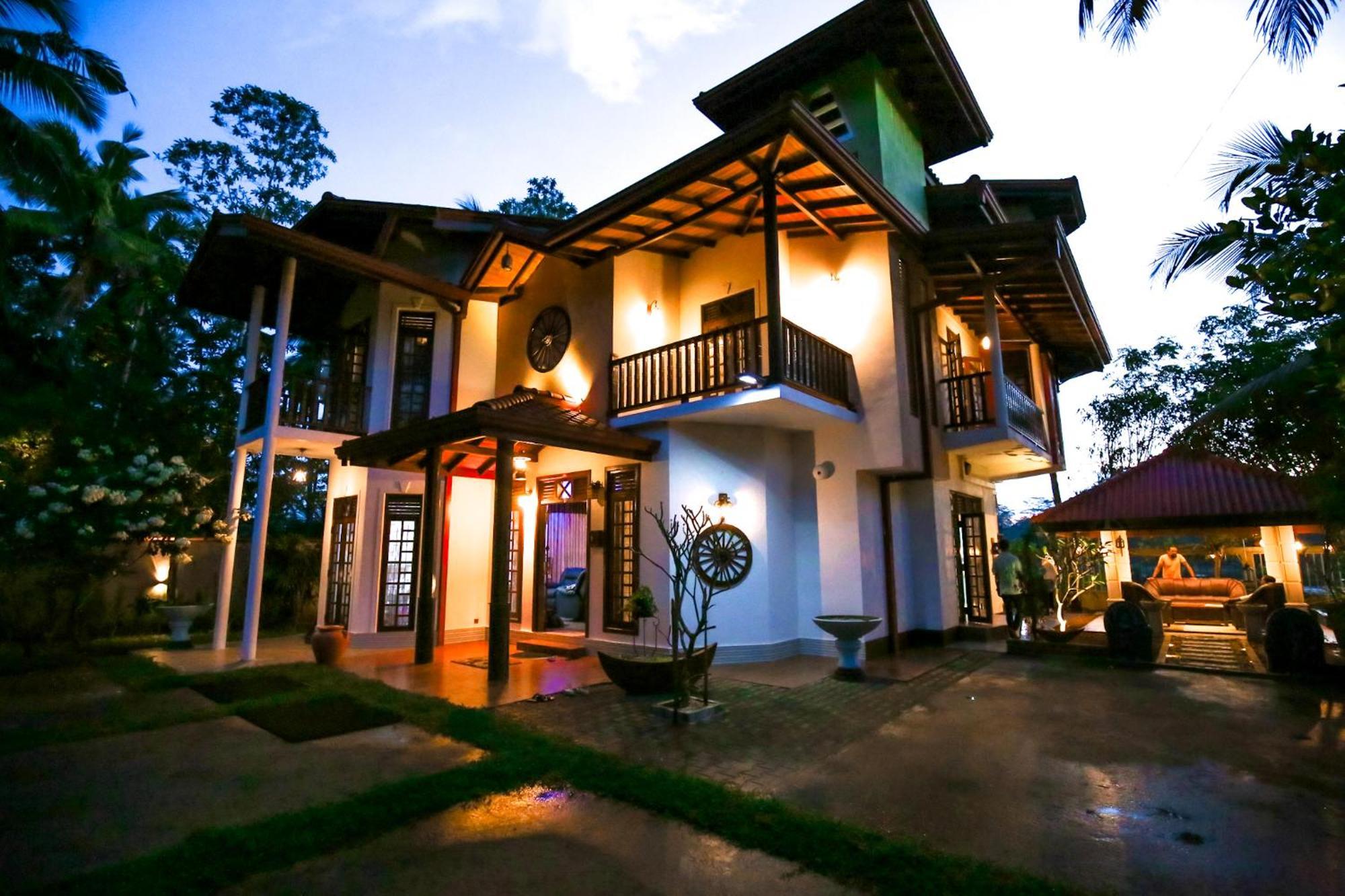 Bali Golden Bed & Breakfast Galle Bagian luar foto